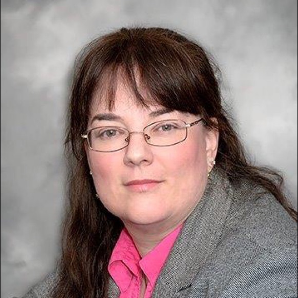 Meet your Posher, Stephanie - Picture 1 of 1